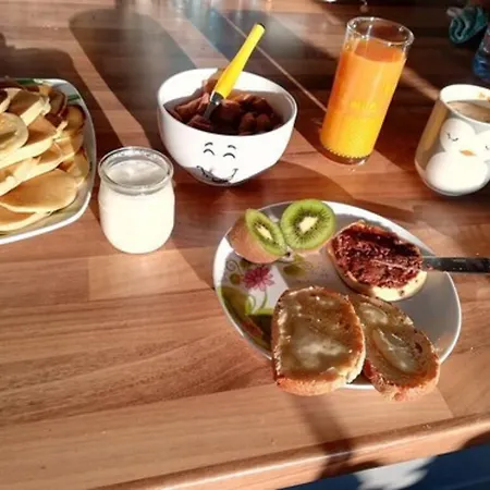 Les Marmottes Charentaises B&B 톤네이보톤네