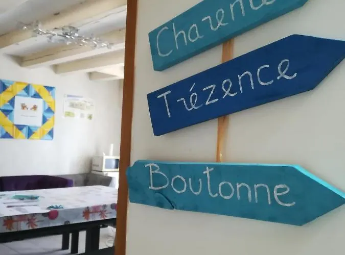 Les Marmottes Charentaises Bed and breakfast Tonnay-Boutonne