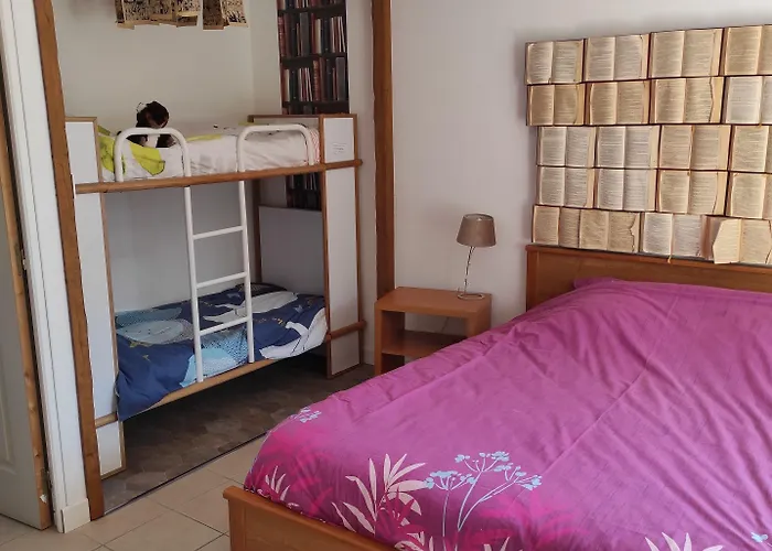 Les Marmottes Charentaises Bed and breakfast 3*